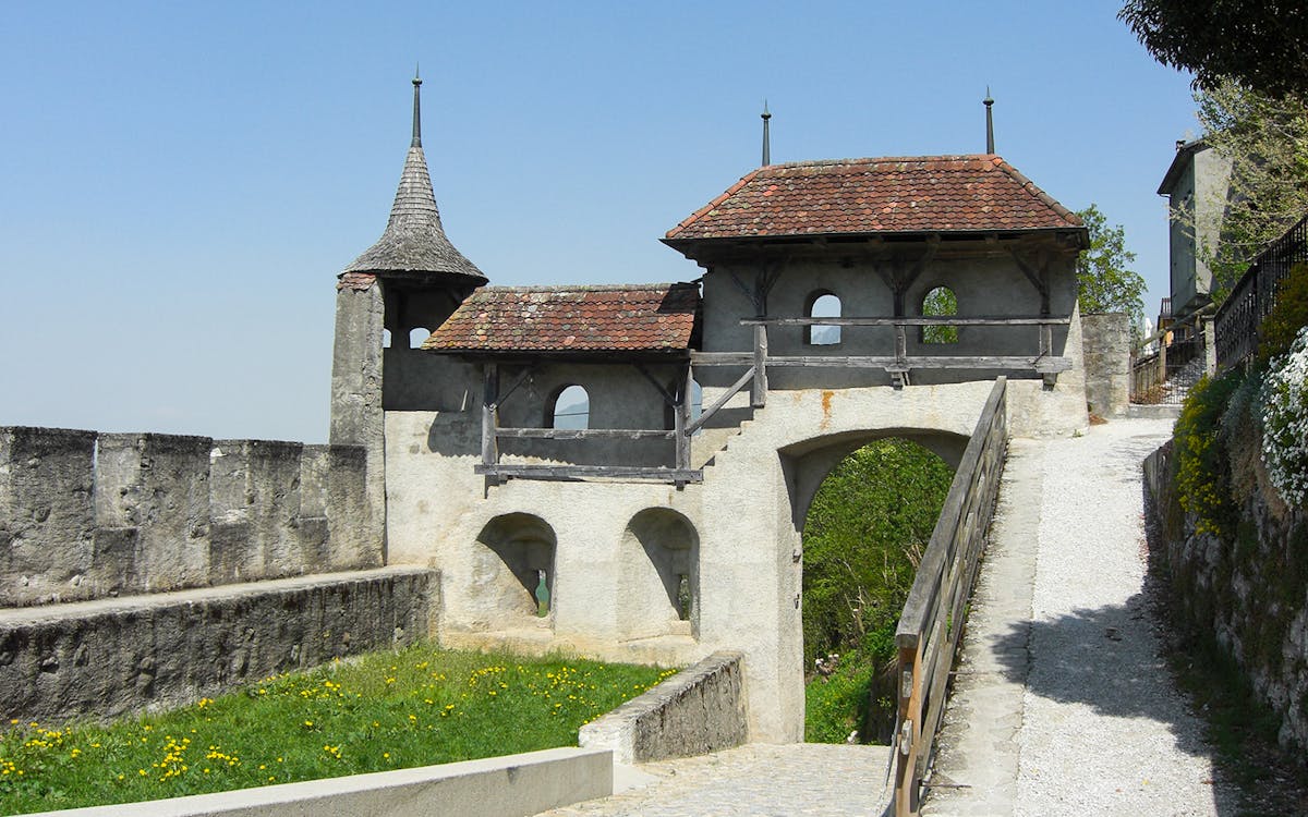 full-day guided tour of gruyères medieval village with chocolate tasting-7 full-day guided tour of gruyères medieval village with chocolate tasting-7