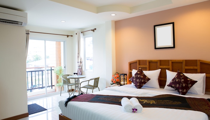 The Barn at Hill House near Alton towers