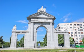 Puerta de San Vicente