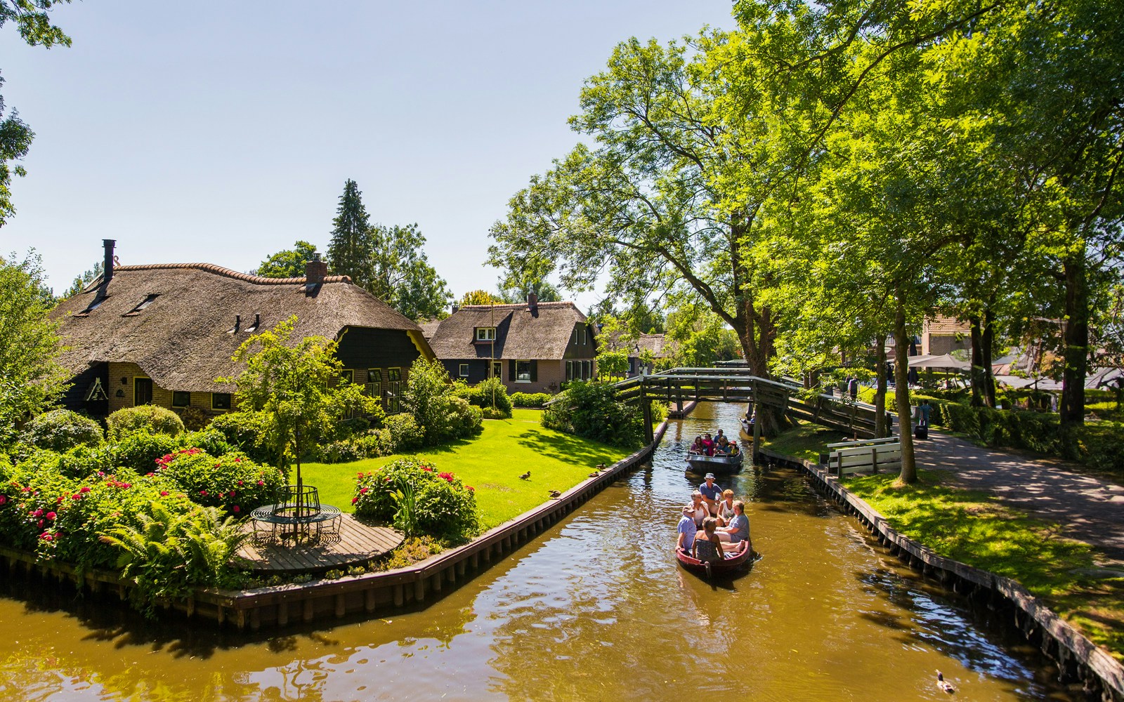 Giethoorn Boat Tour