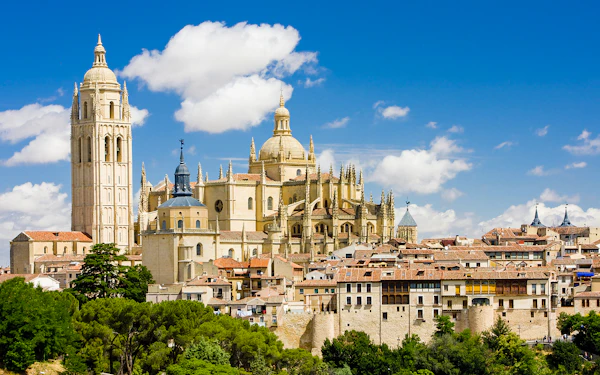 From Madrid: Segovia & Ávila Full-Day Trip