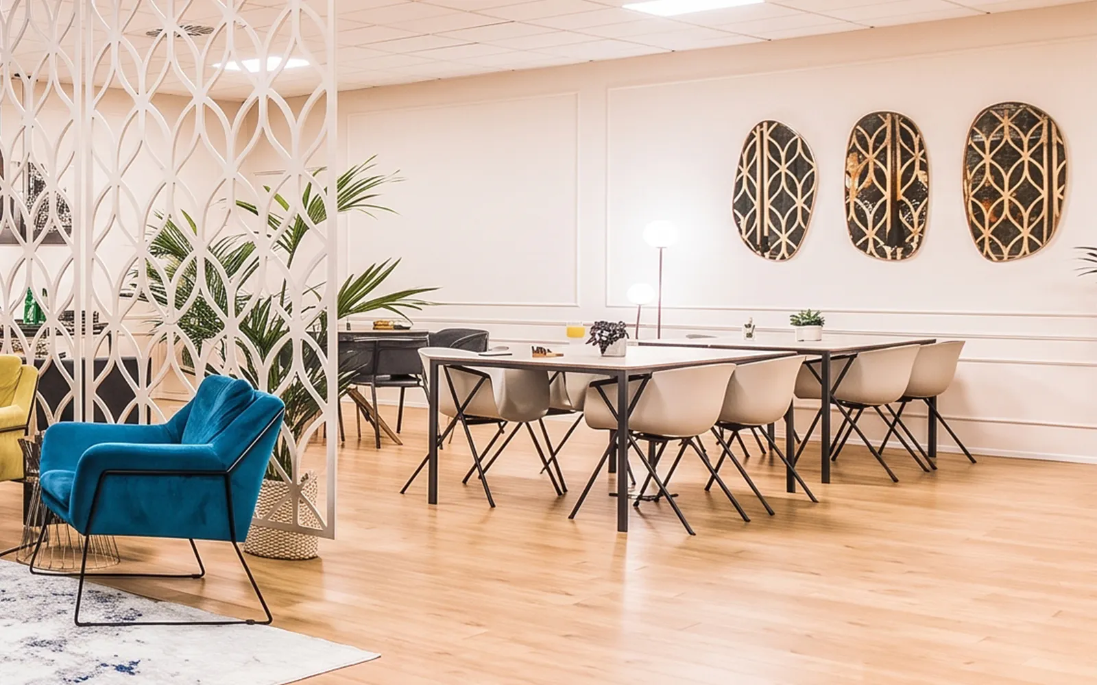 Sleep & Fly Business Center lounge area with seating and decor at Barcelona El Prat Airport T1.