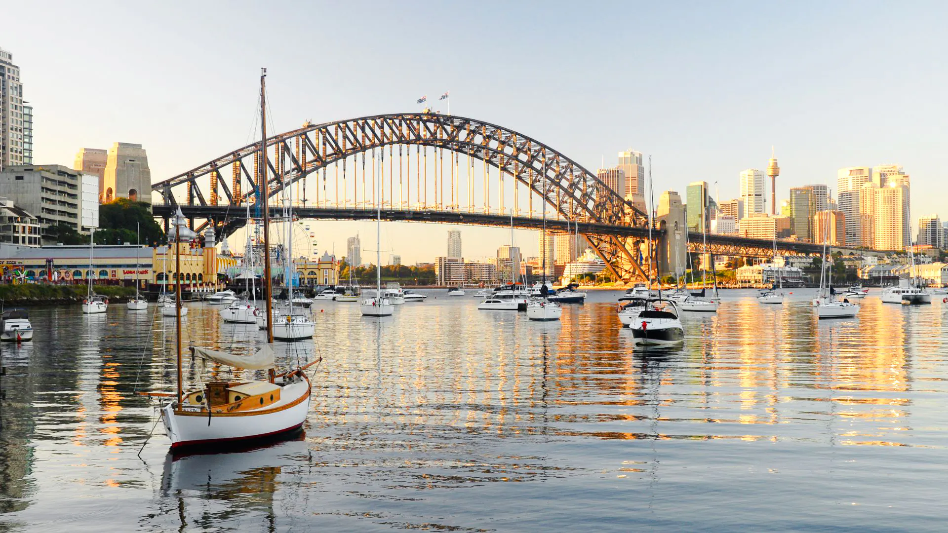 Sydney Private Walking Tour with a Local