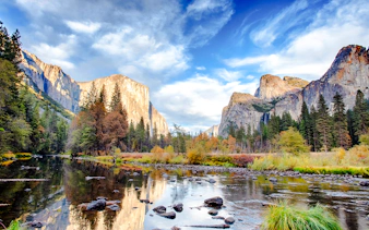 Yosemite Valley view with El Capitan and Merced River from Valley View scenic point.
