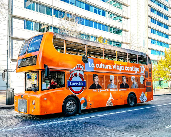 Santiago Hop-on Hop-off Bus Tour with Cable Car & Funicular Tickets
