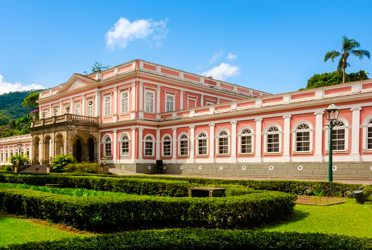 From Rio de Janeiro: Imperial Petrópolis Guided Day Trip with Lunch and Entrance Tickets