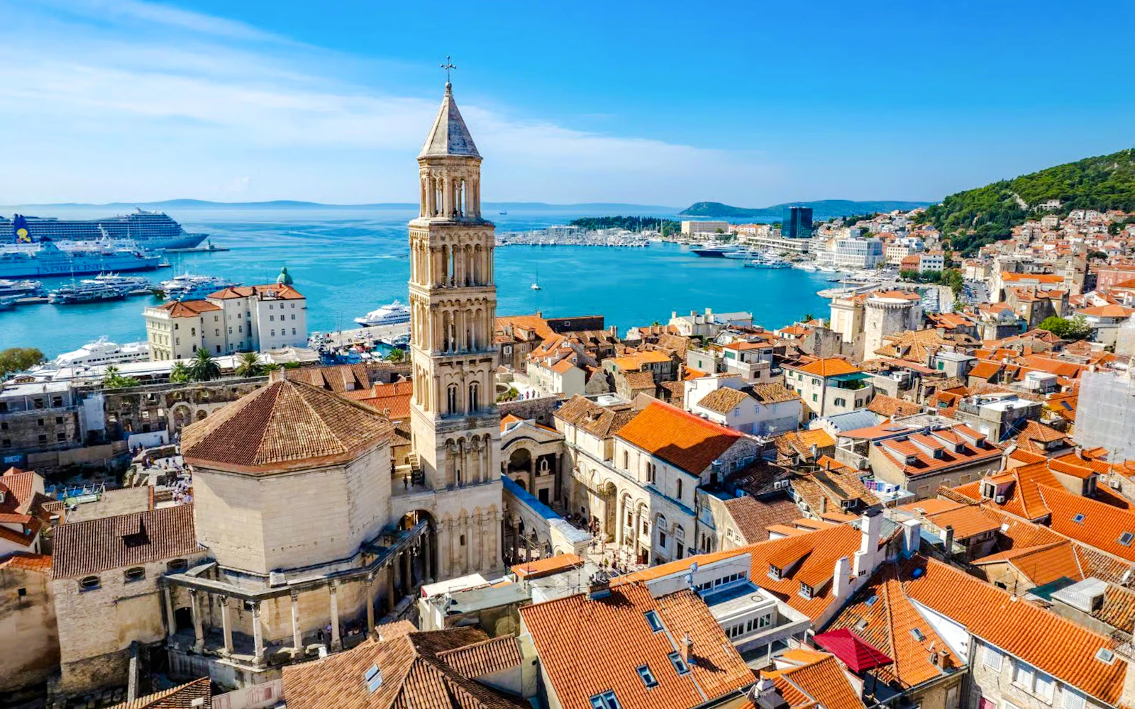 Split Private Walking Tour with Diocletian's Palace Cellars Entry