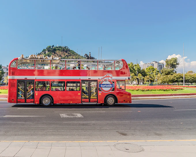 Turistik: Santiago Hop-on Hop-off Bus Tour