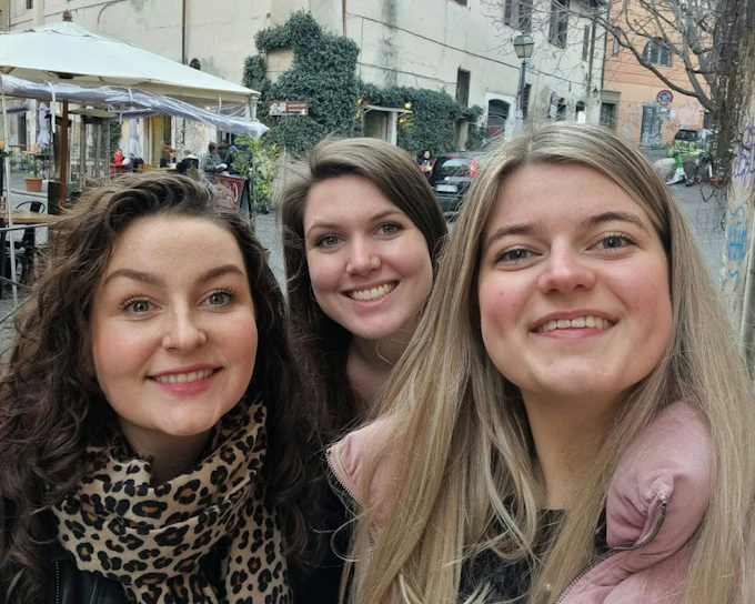 Hidden Gems of Trastevere: Self-Guided City Exploration Game (Product 52873)