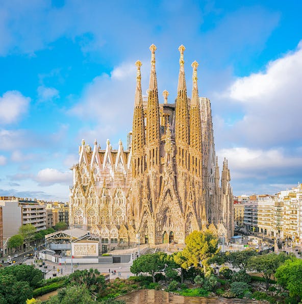 Strategies for avoiding the Sagrada Familia’s busiest times