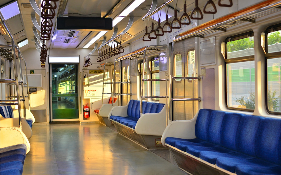 https://cdn-imgix.headout.com/media/images/eada284c6144457241a091fc28da1fd8-Seoul-Train-Transfer.jpg