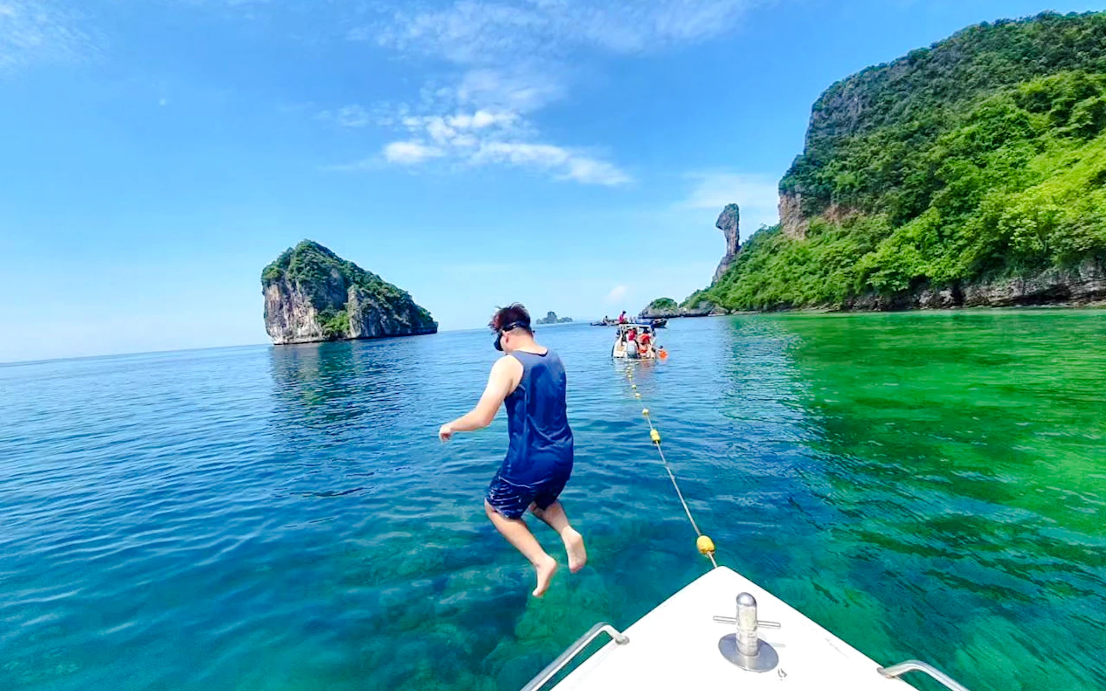 From Krabi/Ao Nang: Speedboat Tour to 4 Islands with Snorkel and Lunch (Product 54454)