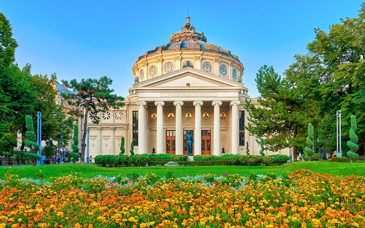 tour a piedi autoguidato della città vecchia e del quartiere trendy di bucarest-8 tour a piedi autoguidato della città vecchia e del quartiere trendy di bucarest-8