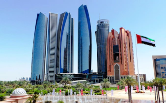 ab dubai: kulturelle tour durch abu dhabi mit besuch der scheich-zayid-moschee und des souks-3