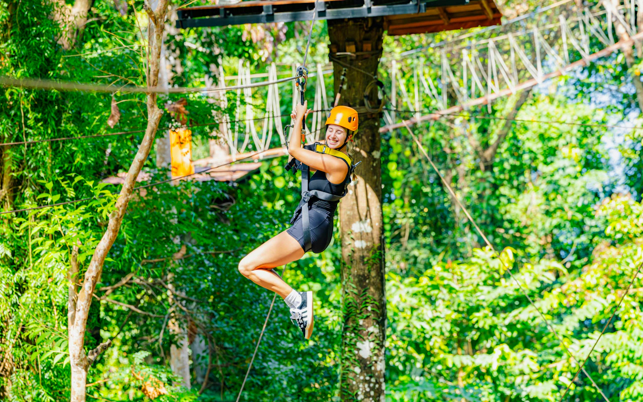 Sky Rock Zipline-Abenteuer in Khao Lak