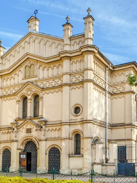 Tempel Synagogue in Kraków, Poland, featuring ornate architectural details.
