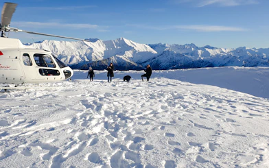 Queenstown 30-Minute Alpine Scenic Helicopter Flight with Alpine Landing via Skippers Canyon