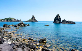 hop on, hop off-bustour vanuit catania naar acicastello en acitrezza-1