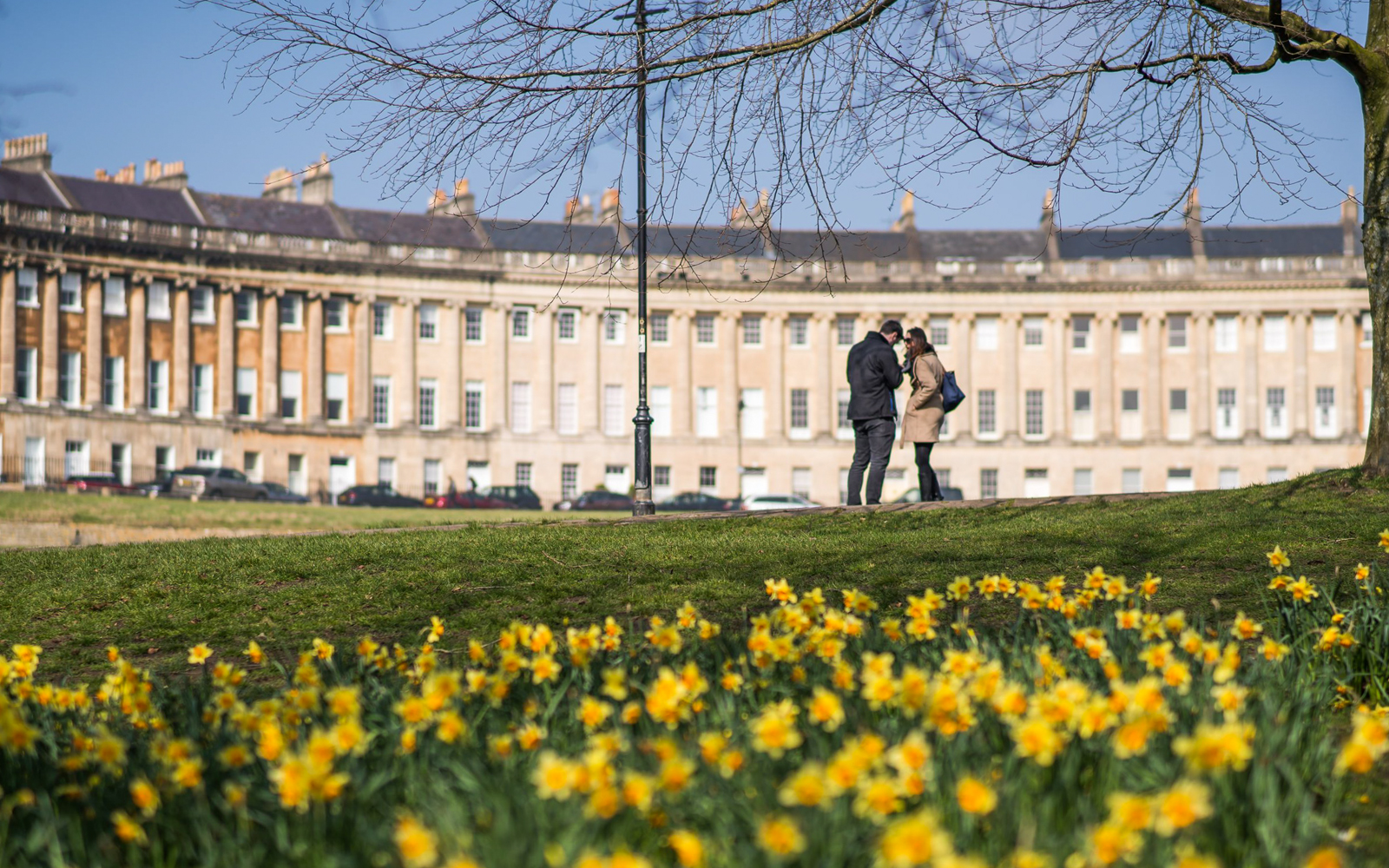 Bridgerton: 1.5 Hour Guided Tour of Filming Locations in Bath with Music