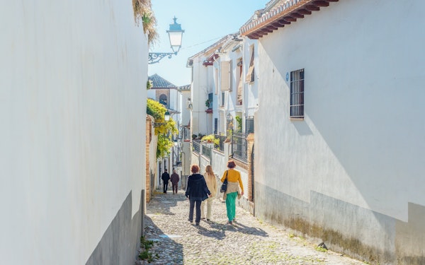 Albaicín and Sacromonte Walking Tour