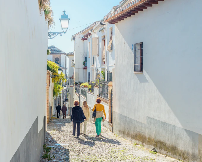 Albaicín and Sacromonte Walking Tour