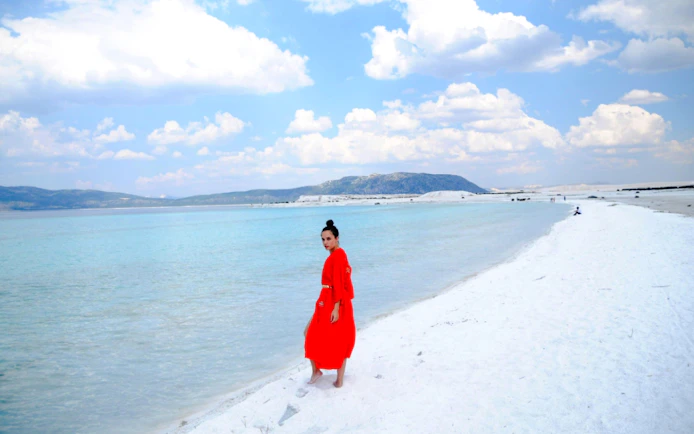 Pamukkale, Hierapolis and Salda Lake 2-Day Tour with Thermal Spa Hotel Stay