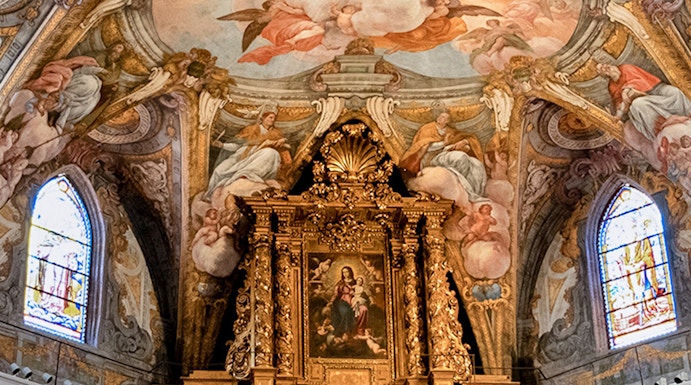 San Nicolás Church Valencia ornate ceiling fresco and altar.