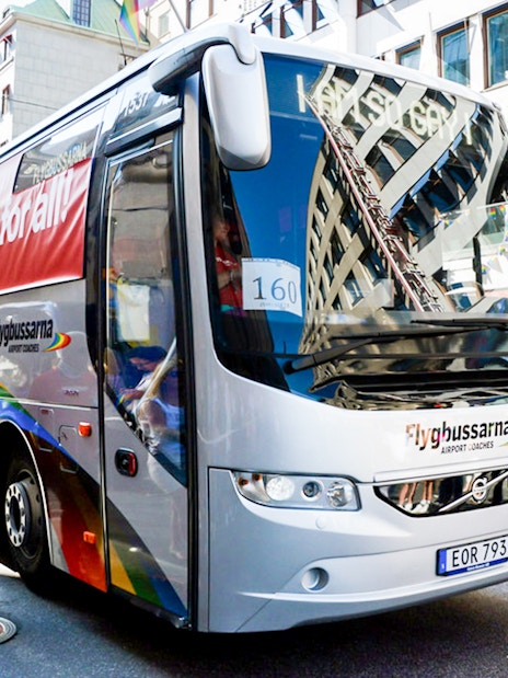 Flygbussarna airport coach in Stockholm city street.