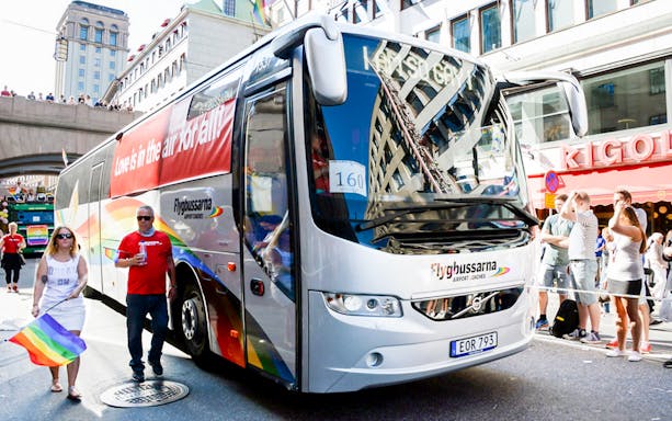 Flygbussarna airport coach in Stockholm city street.