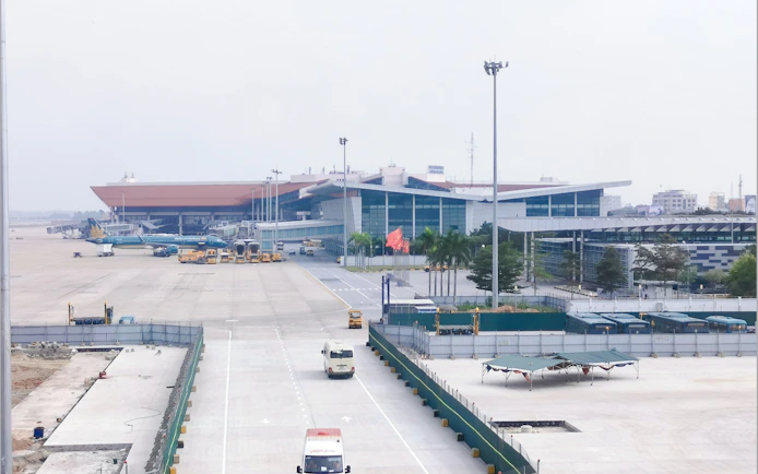 Noi Bai Airport to Hanoi City Center Private Transfer