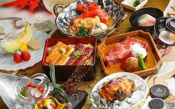 Tokyo Nadaman Shinjuku Hinkan omakase kaiseki dishes with seafood, sushi, and seasonal ingredients.