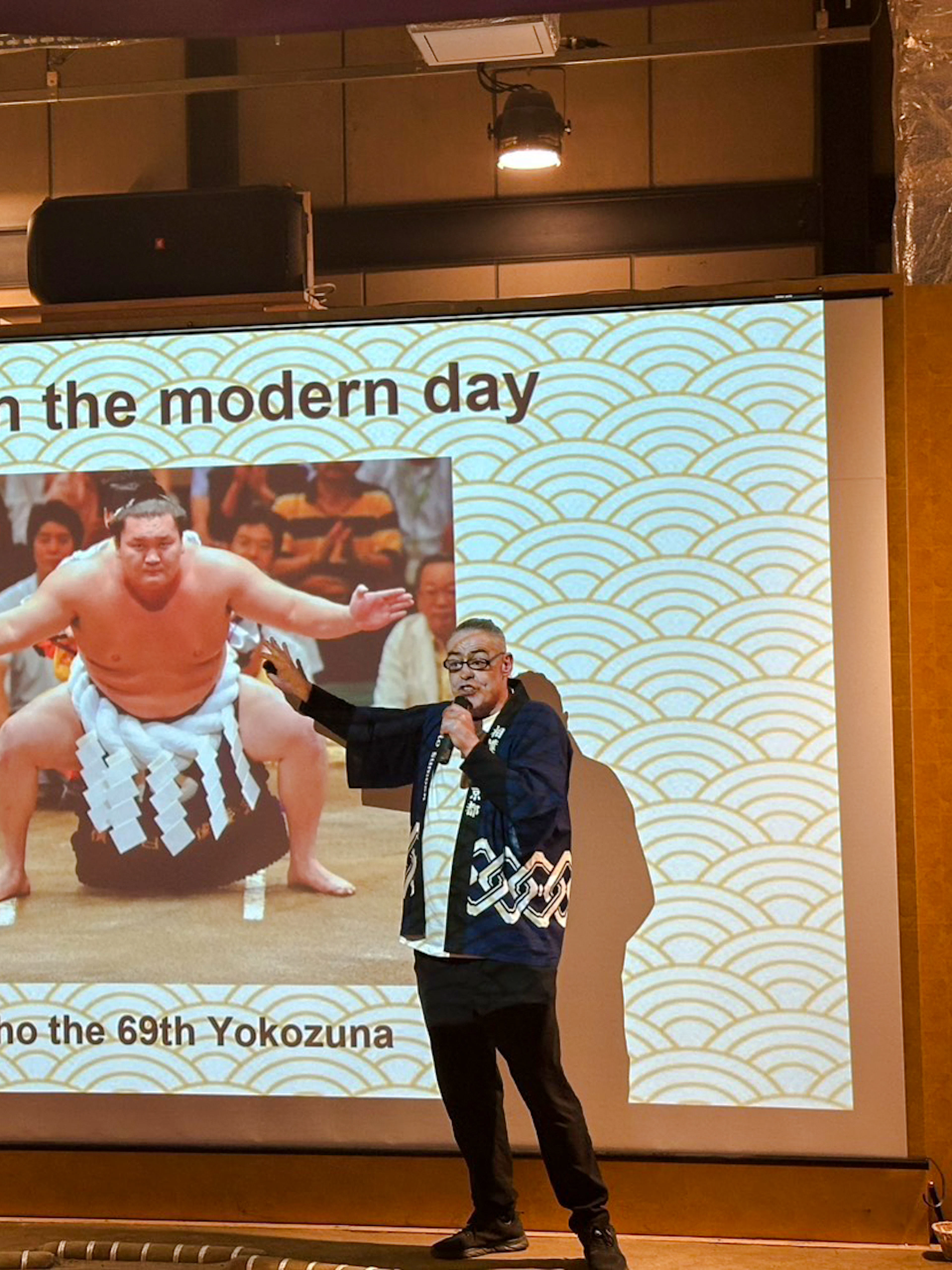 kyoto sumo show with wrestler challenge-1
