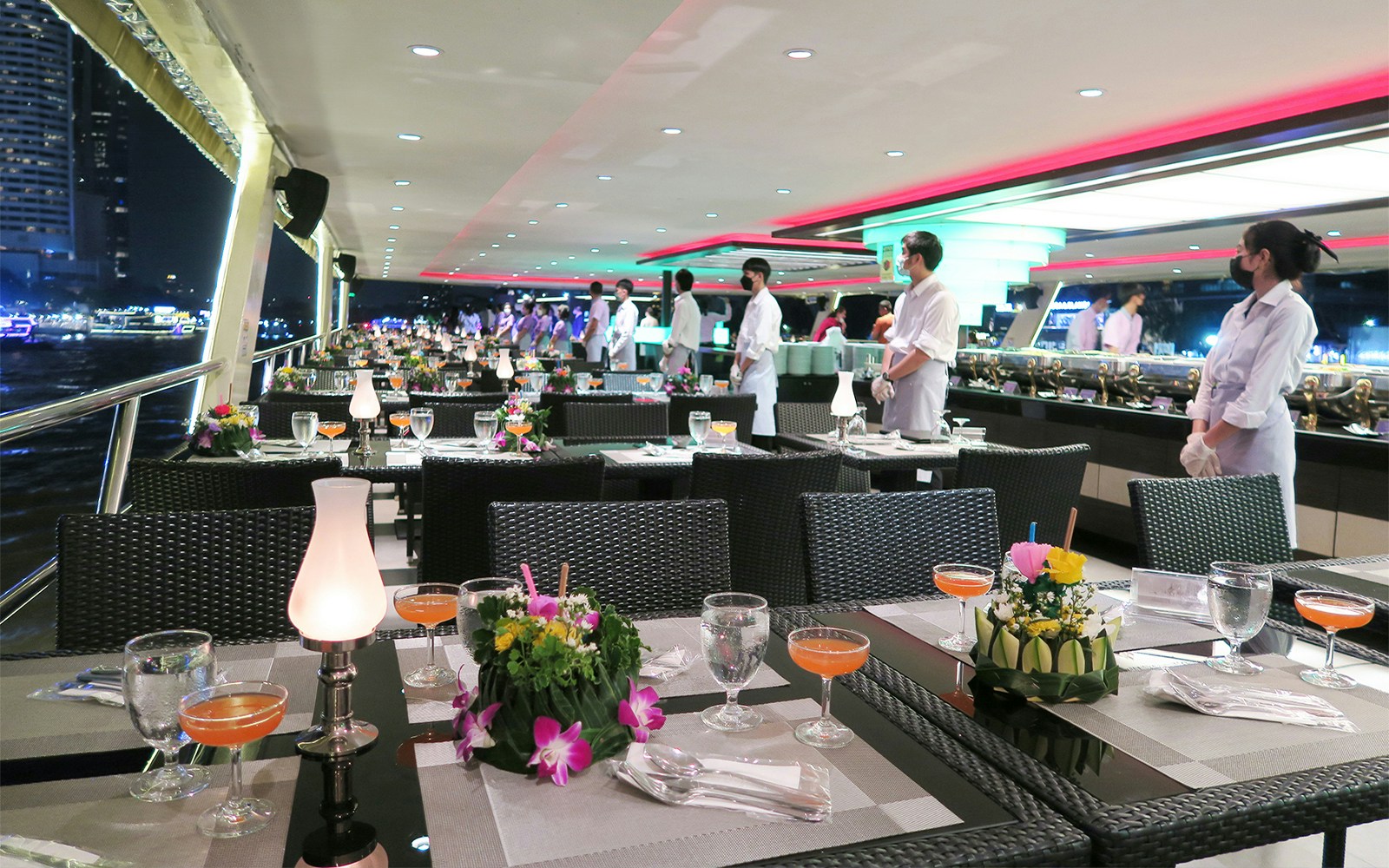 Chao Phraya Princess Cruise dining experience with live music in Bangkok.