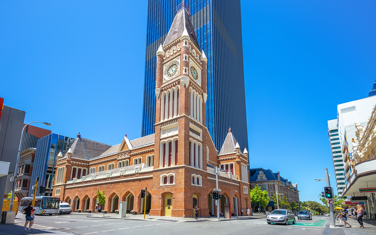 Historic Perth Town Hall with clock tower on a sunny day, part of Perth and Kings Park Hop-on-Hop-off tour.