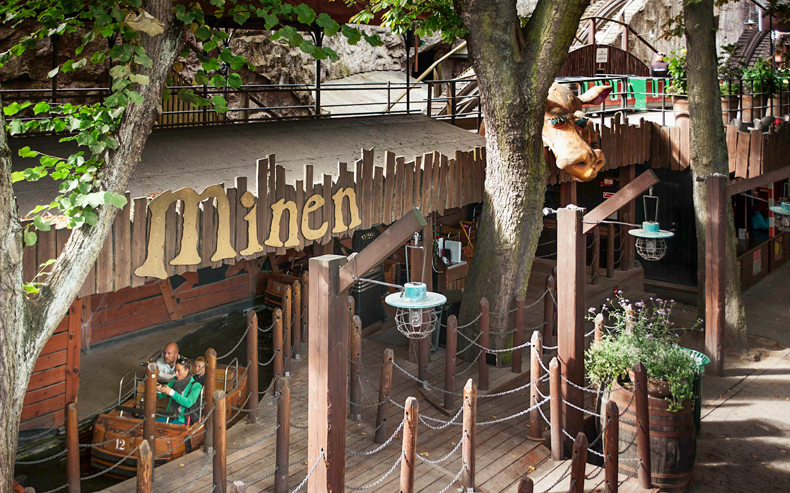 tivoli gardens copenhagen