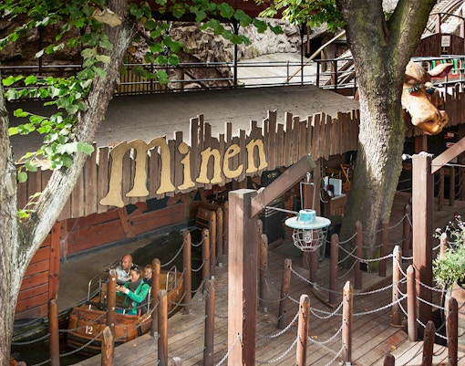 tivoli gardens copenhagen