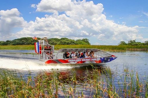 Miami : Visite en bateau à air avec spectacle d'animaux sauvages et transport depuis Miami