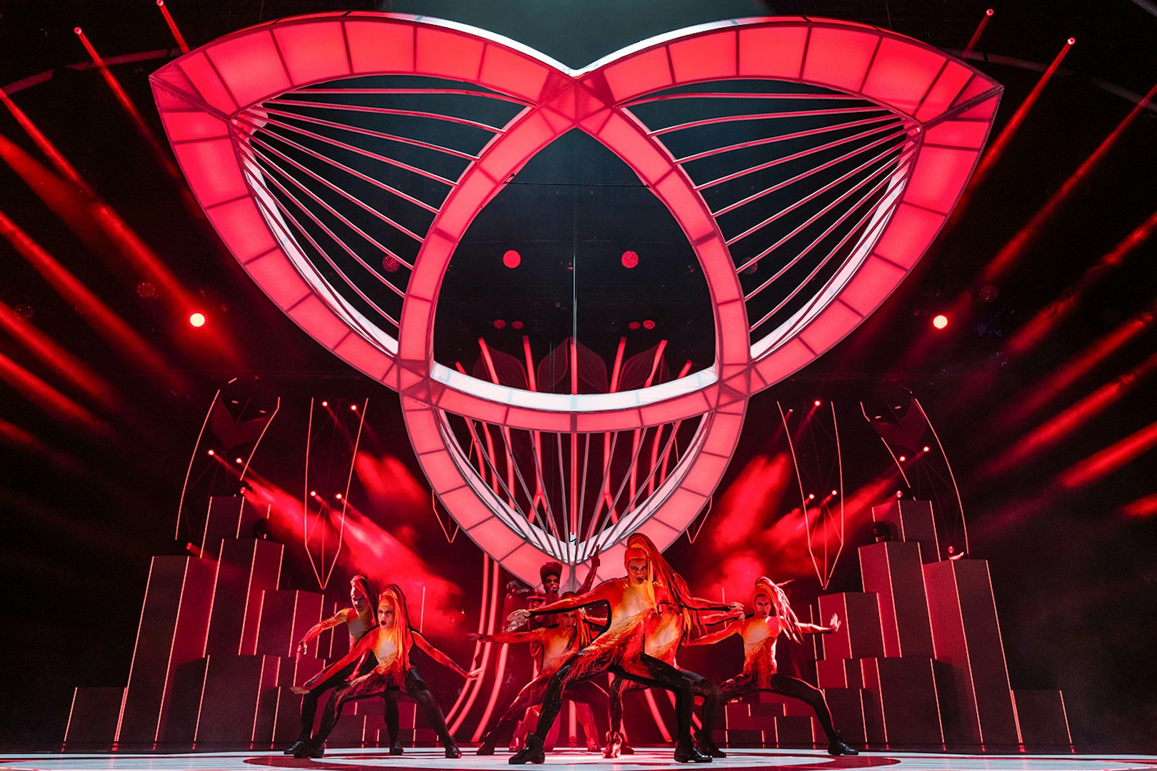 Performers on stage at FALLING | IN LOVE Grand Show, Friedrichstadt Palast, Berlin.
