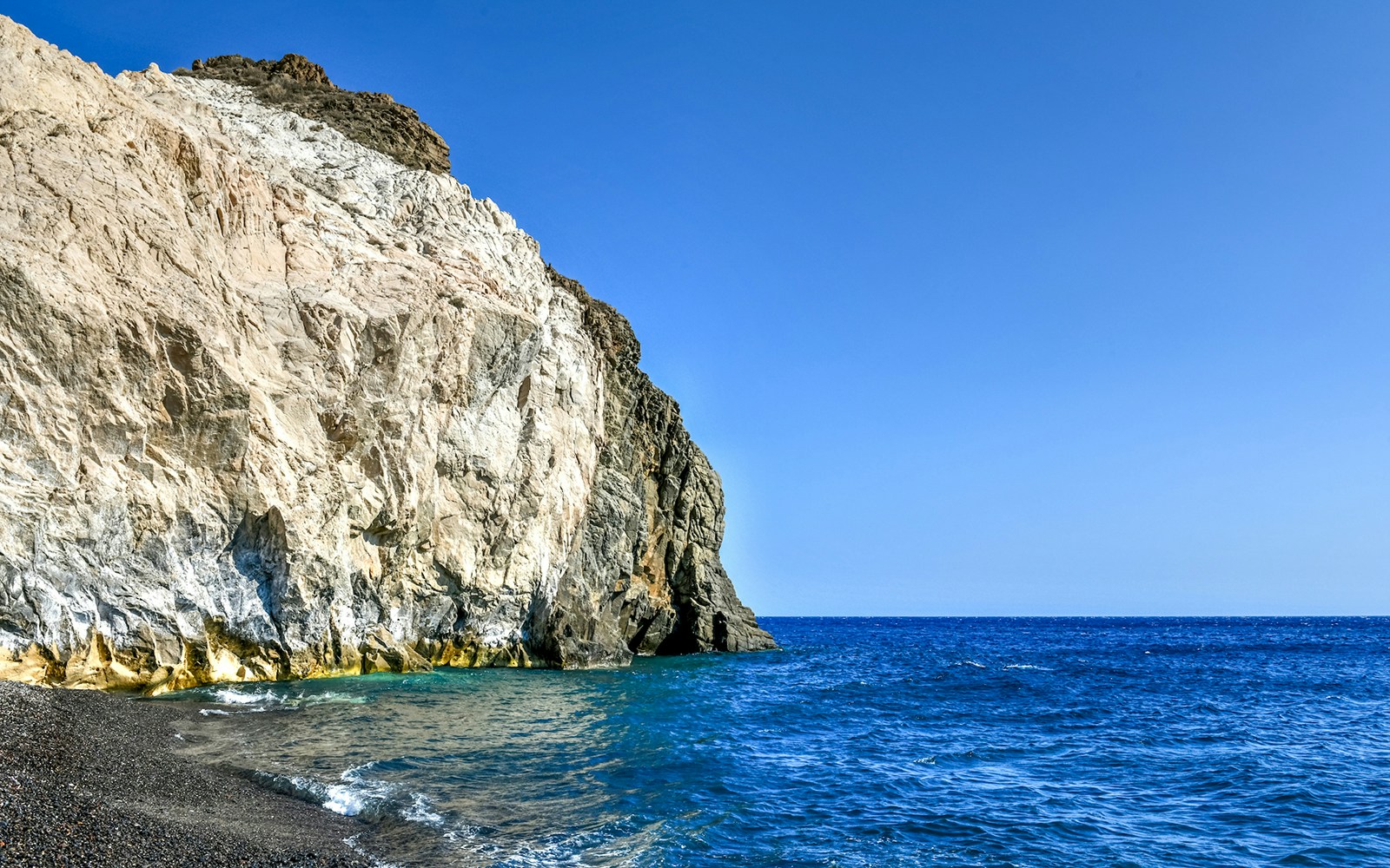 Mesa Pigadia Cove