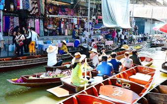 fra bangkok: maeklong jernbanemarked, damnoen saduak flytende marked og ayutthaya – liten gruppetur-3