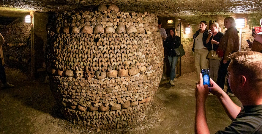 Paris Catacombs tour