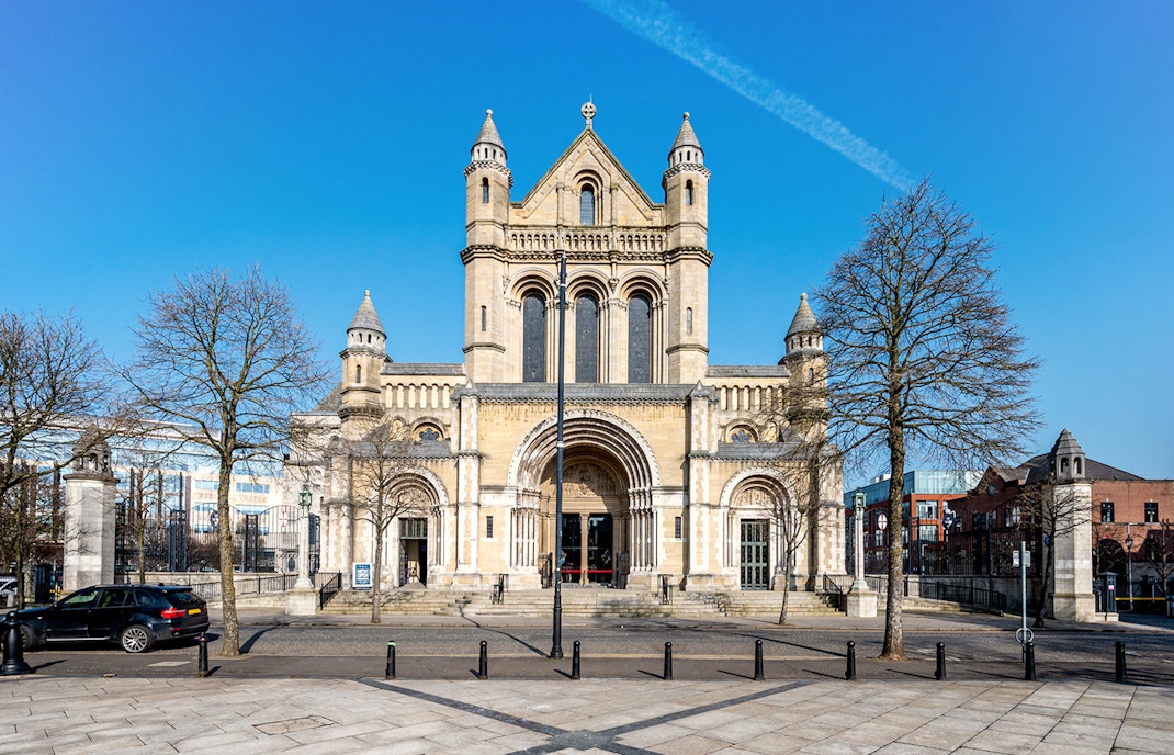 St. Anne’s Cathedral Hop On Hop Off Belfast