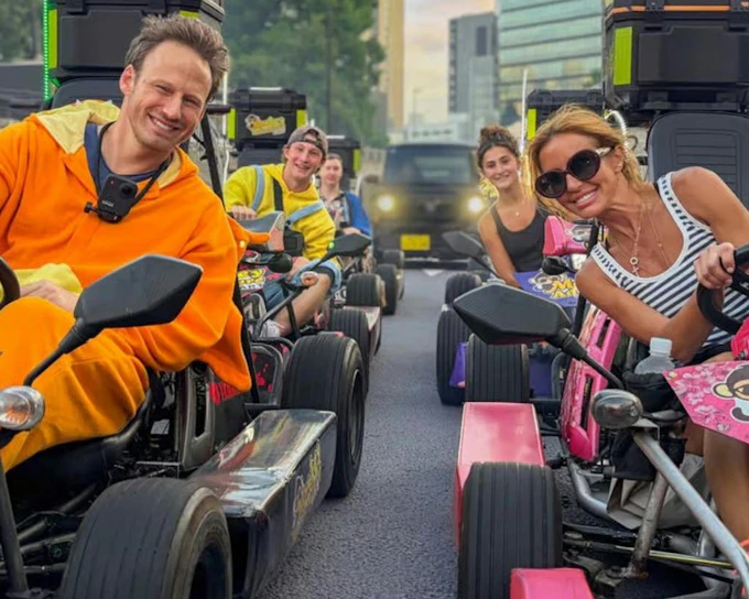 Tokyo: Shibuya Crossing 75-Min Go-Karting Experience by Monkey Kart