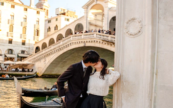 venice private photoshoot near san marco square with 25 edited digital photos-11