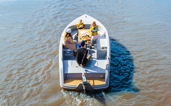 Group enjoying a self-drive picnic cruise on Yarra River.