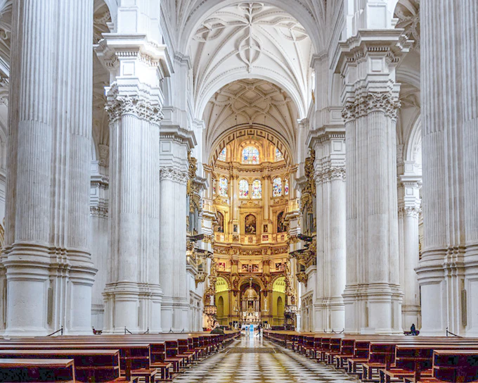 3-Hour Guided Tour of Granada: Cathedral, Royal Chapel & Silk Market