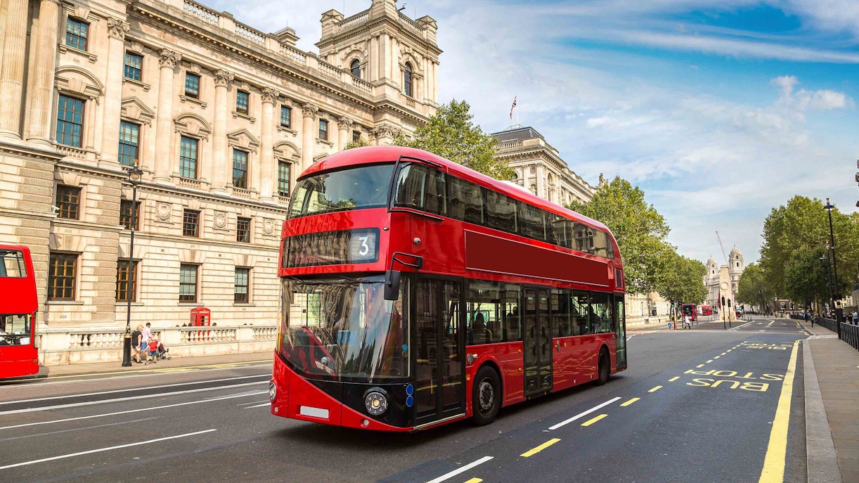 Getting to Madame Tussauds London by train