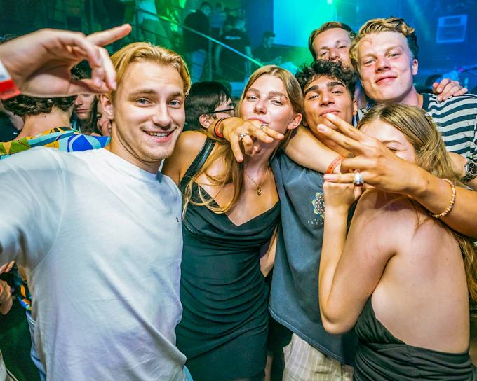 Prague Boat Party with Unlimited Drinks and After-Party Entry