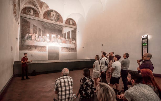 Last Supper painting in Milan's Santa Maria delle Grazie, depicting Jesus and apostles.
