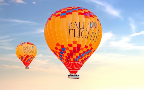 Dubai Sunrise Hot Air Balloon Ride with Hotel Transfers